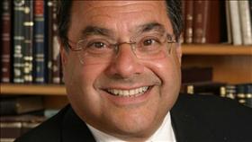 Rabbi Shlomo Riskin, source: Wikipedia